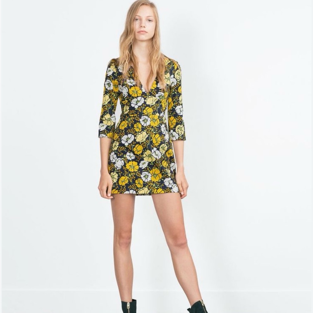 Zara Trafaluc Flora Mini Dress; Size Small; Retro Floral